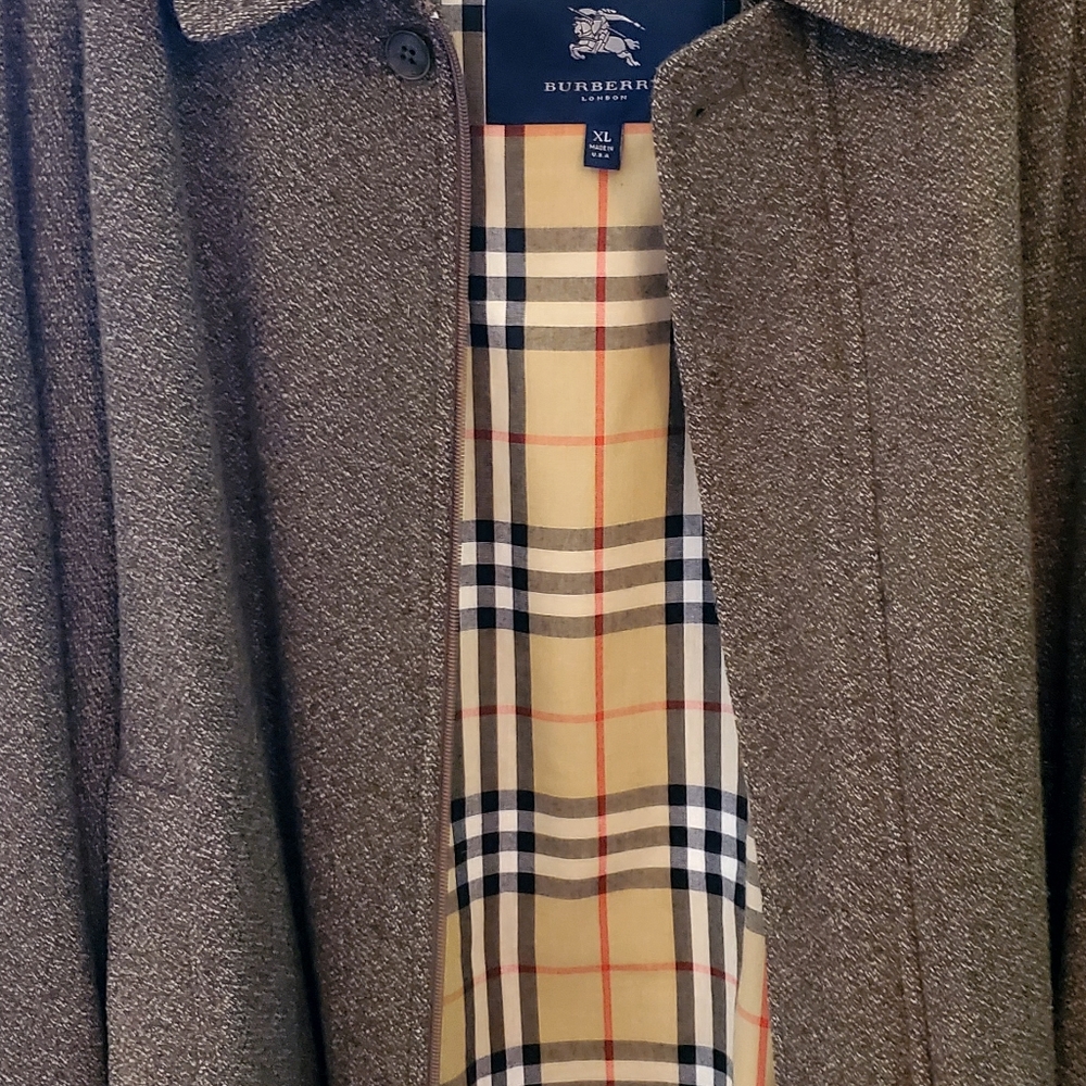 Burberry - Men's vintage bomber jacket - Price is firm...thank you!